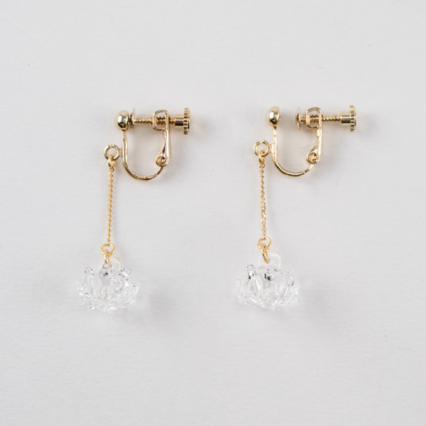 イヤリング シロツメクサ・画像