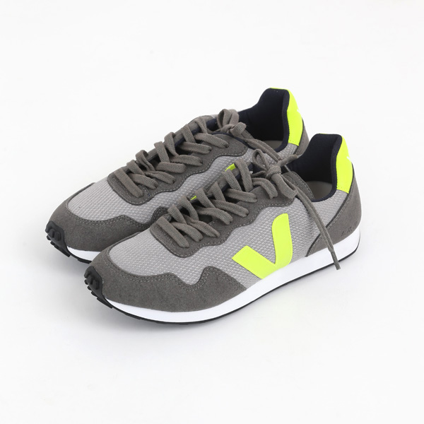 36.0VEJA ランニングシュ-ズ SDU SILVER JAUNE FLUO・画像