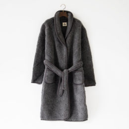 GRAPHITE Sウ-ルガウンDRESSING GOWNS・画像