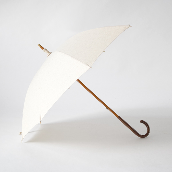 リネンダンガリ-日差しを楽しむ、閉じても美しい日傘・画像