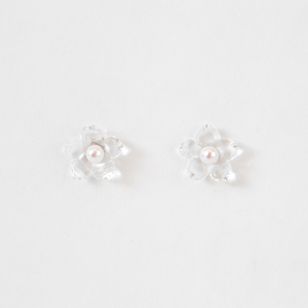 ピアス【別注】 PEARL 小花・画像