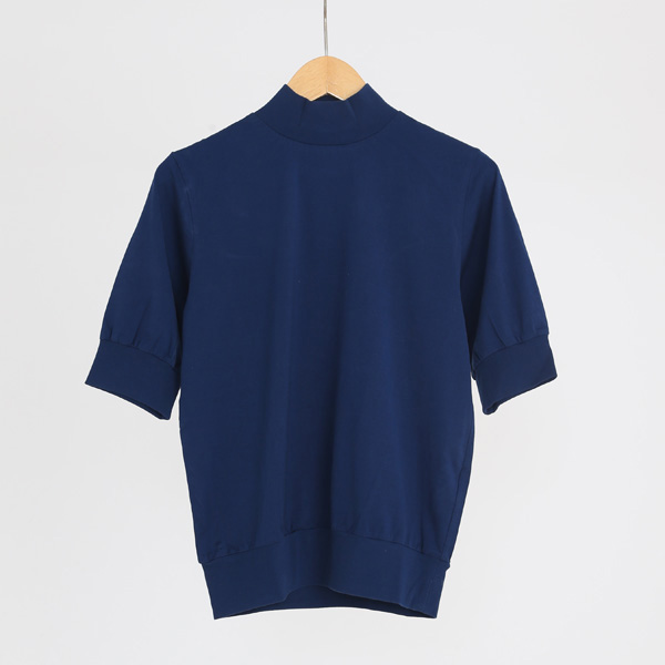 BLUEカシミヤタッチ天竺 ハイネック五分袖Tシャツ・画像