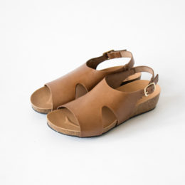 TAUPE 39レザ- サンダル 243033・画像