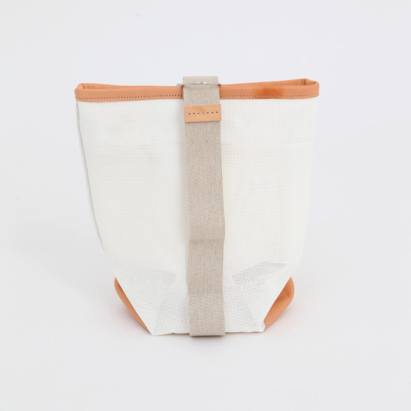 WHITEワンショルダ-バッグ UKI・画像