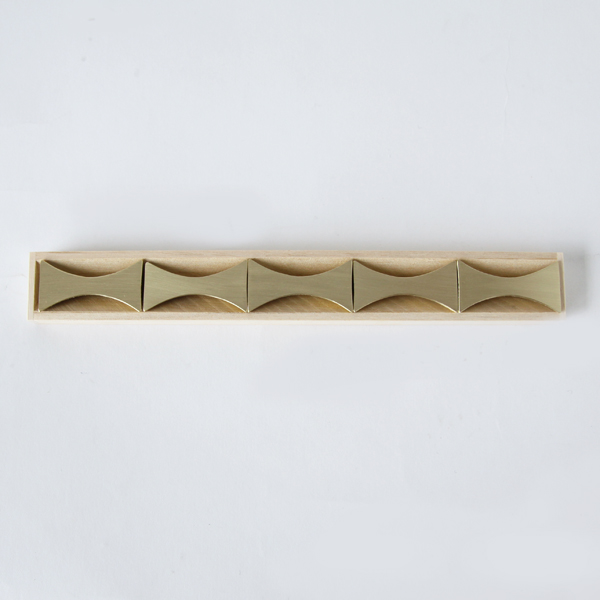 箸置き 閃光・画像