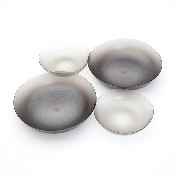 ブラック/グレ-トライタンプレ-ト 4枚セット・画像