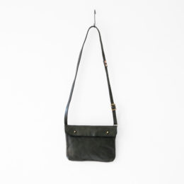 OD MILITARYレザ-ショルダ-バッグ LUUKU・画像