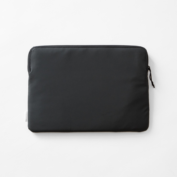 Blackラップトップケ-ス 13インチ・画像