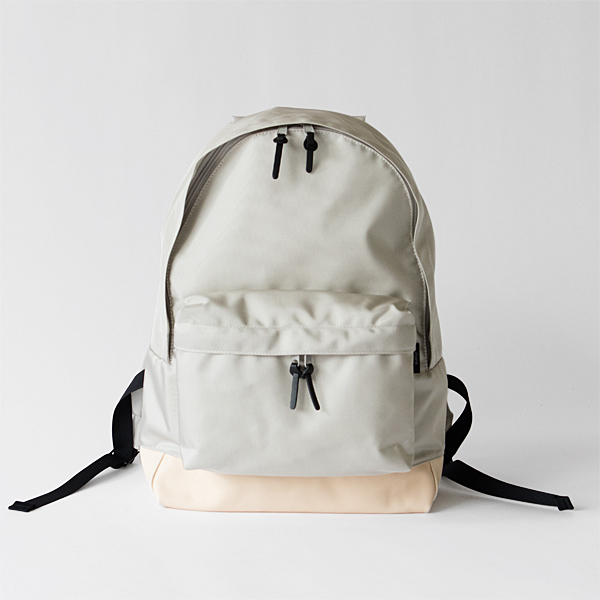 SILVERLIGHT / LEATHER BOTTOM デイパック・画像