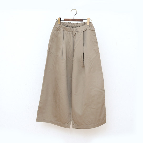 GREY BEIGEVOLUME パンツ・画像