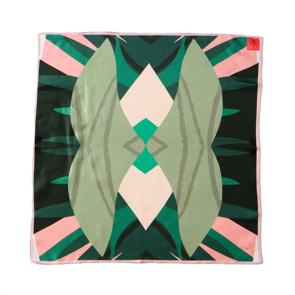 E790007 GREENシルクスカ-フ E79 55×55・画像