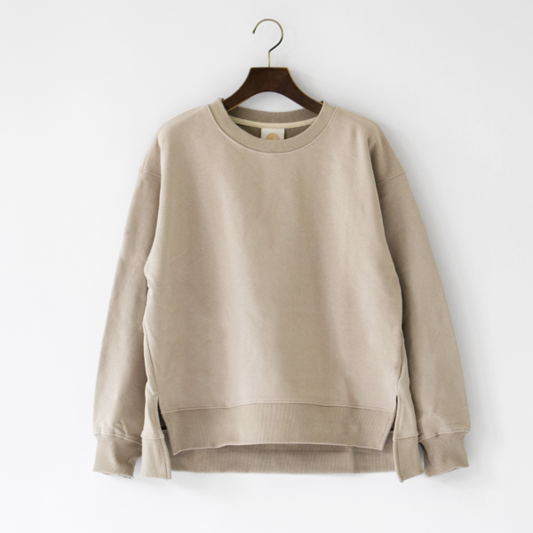 BEIGESIDE SLIT CREW 裏毛プルオ-バ-・画像