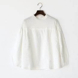 WHITE切り替えギャザ-プルオ-バ-・画像