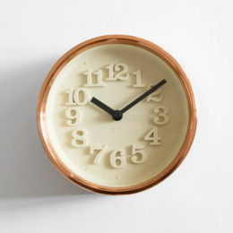 小さな時計銅の時計・画像