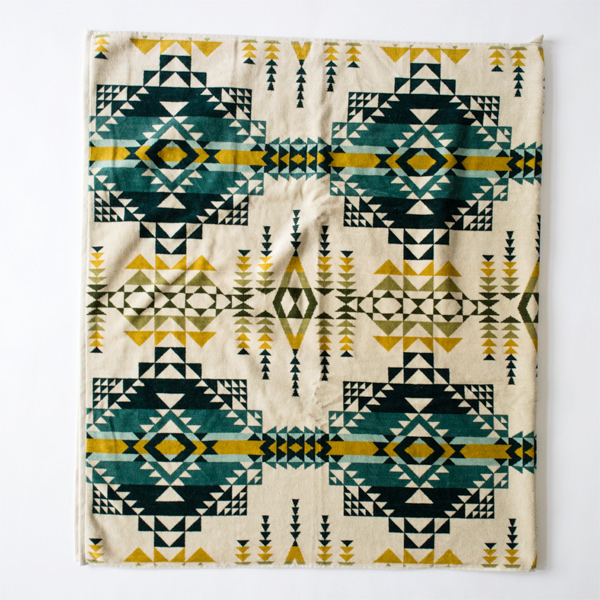 PILOT ROCKタオルブランケット（102×178）Oversized Jacquard Towels・画像