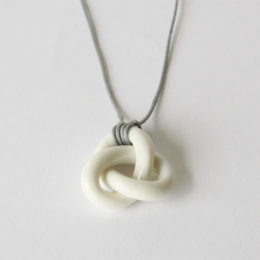 ネックレス knots・画像