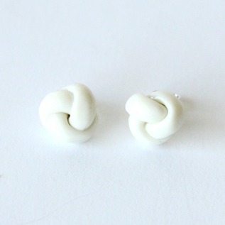 ピアス knots stud・画像