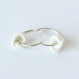 ピアス knots hoop・画像