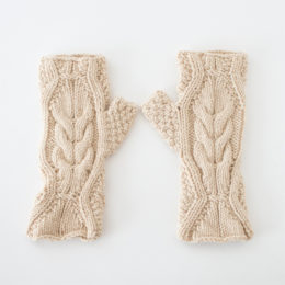 オフホワイトオリヴァ-ツイストハンドウォ-マ-・画像