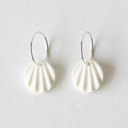 ピアス pleats hoop・画像