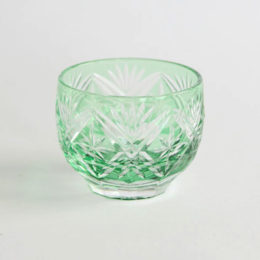 緑江戸切子 剣菱星文様 ぐい呑み・画像