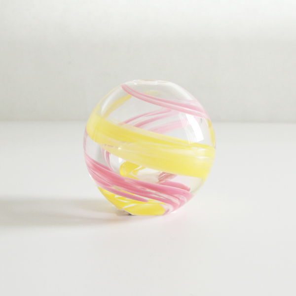 桜風一輪挿し 彩手鞠・画像