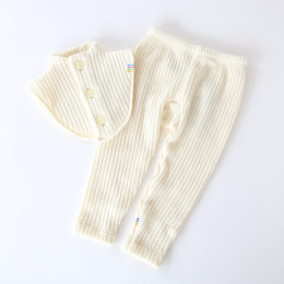 オフホワイト出産祝い 2点セット・画像