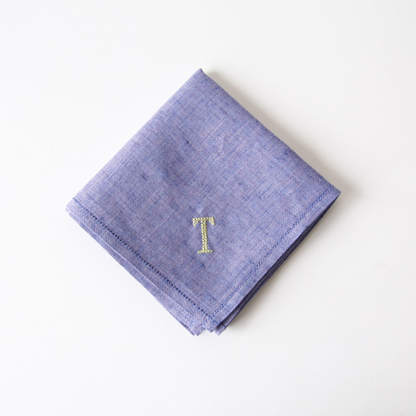 Tイニシアル刺繍ハンカチ ブル-(クロス)・画像