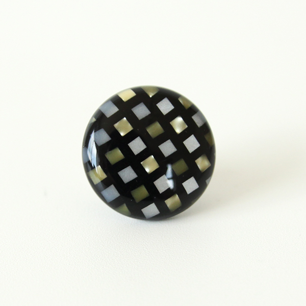 ブラックラデンピンズ・画像