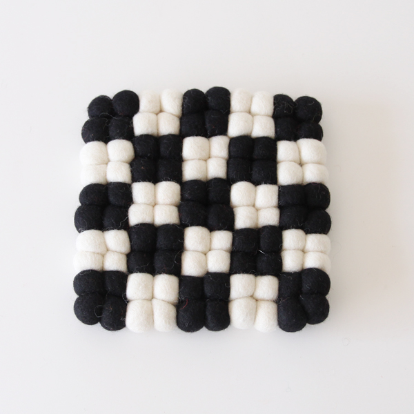 B ブラック×ホワイトノルディック ポットマット・画像