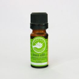 バズオフ 虫除けブレンドオイル・画像