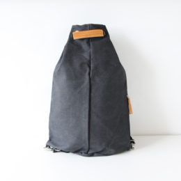 Washed BlackSimple Bag・画像