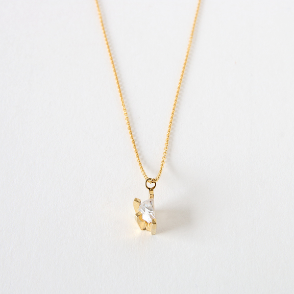 whiteSECTION PENDANT（セクションペンダント）・画像