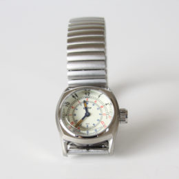 クオ-ツホワイトダイアルQMD02C・画像