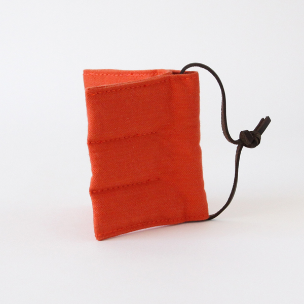 紅花ナベツカミ（コットン帆布）・画像