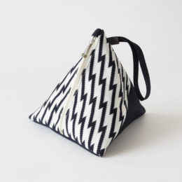 99 BLACKジグザグアモッサポ-チ・画像