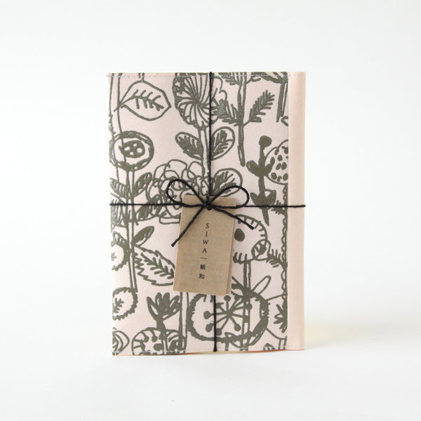 letter of flowerSIWA×urushi ブックカバ- ミナ ペルホネン・画像