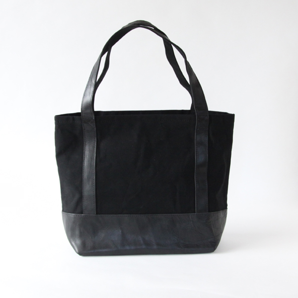 fabricaト-トM 0002 black・画像