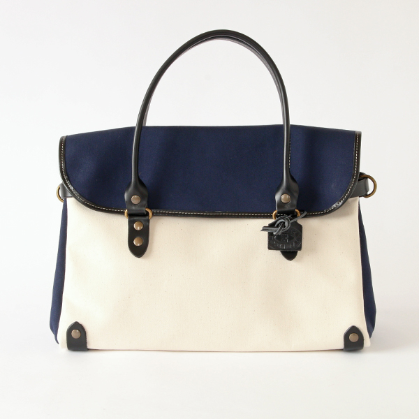 BAG MANHATTAN（バッグマンハッタン）WHITE×NAVY・画像