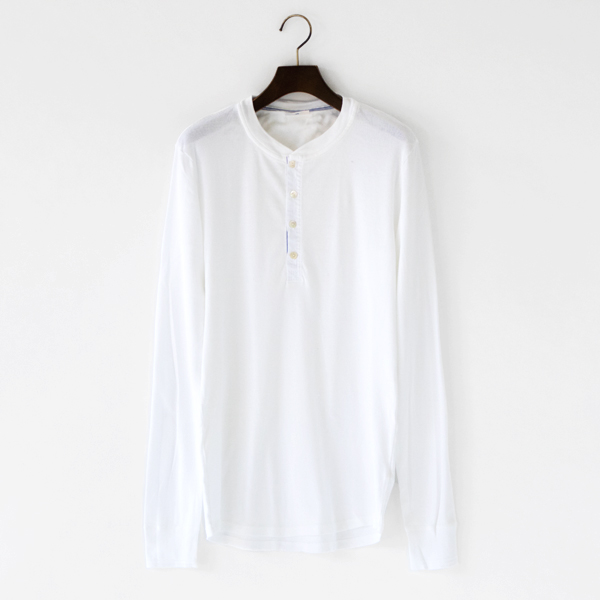 whiteメンズ ロングスリ-ブ KARL-HEINZ white・画像