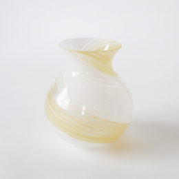 ベ-ジュ花しずく ブ-ケポット・画像