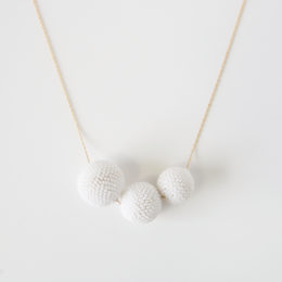 マットホワイトBeaded Beads ネックレス・画像