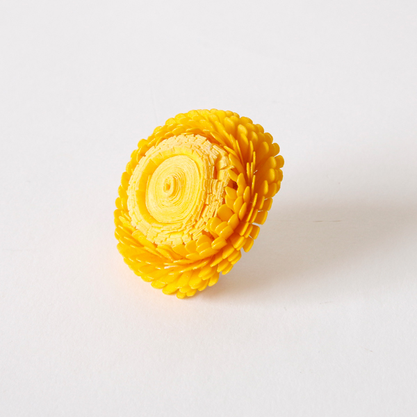 イエロ-SIWA ピアス tanpopo・画像