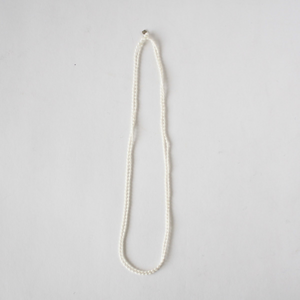 ホワイトネックレス Micro sphere silk MSS002・画像
