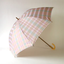 チェックジャカ-ド晴雨兼用パラソル／ピンク・画像